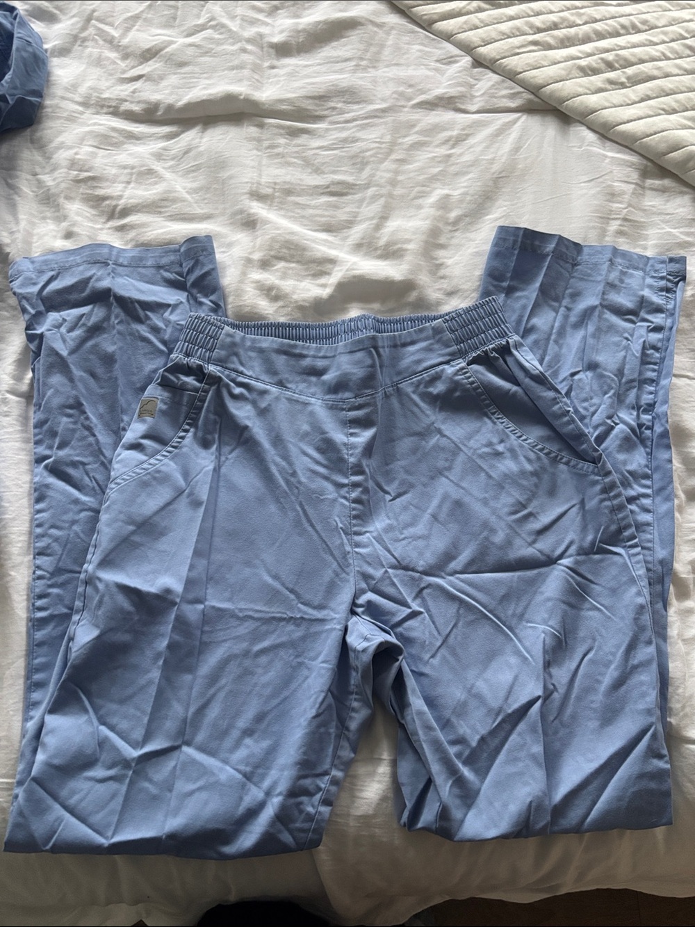 Ceil Blue Women’s Scrub top and pants - Picture 5 of 5